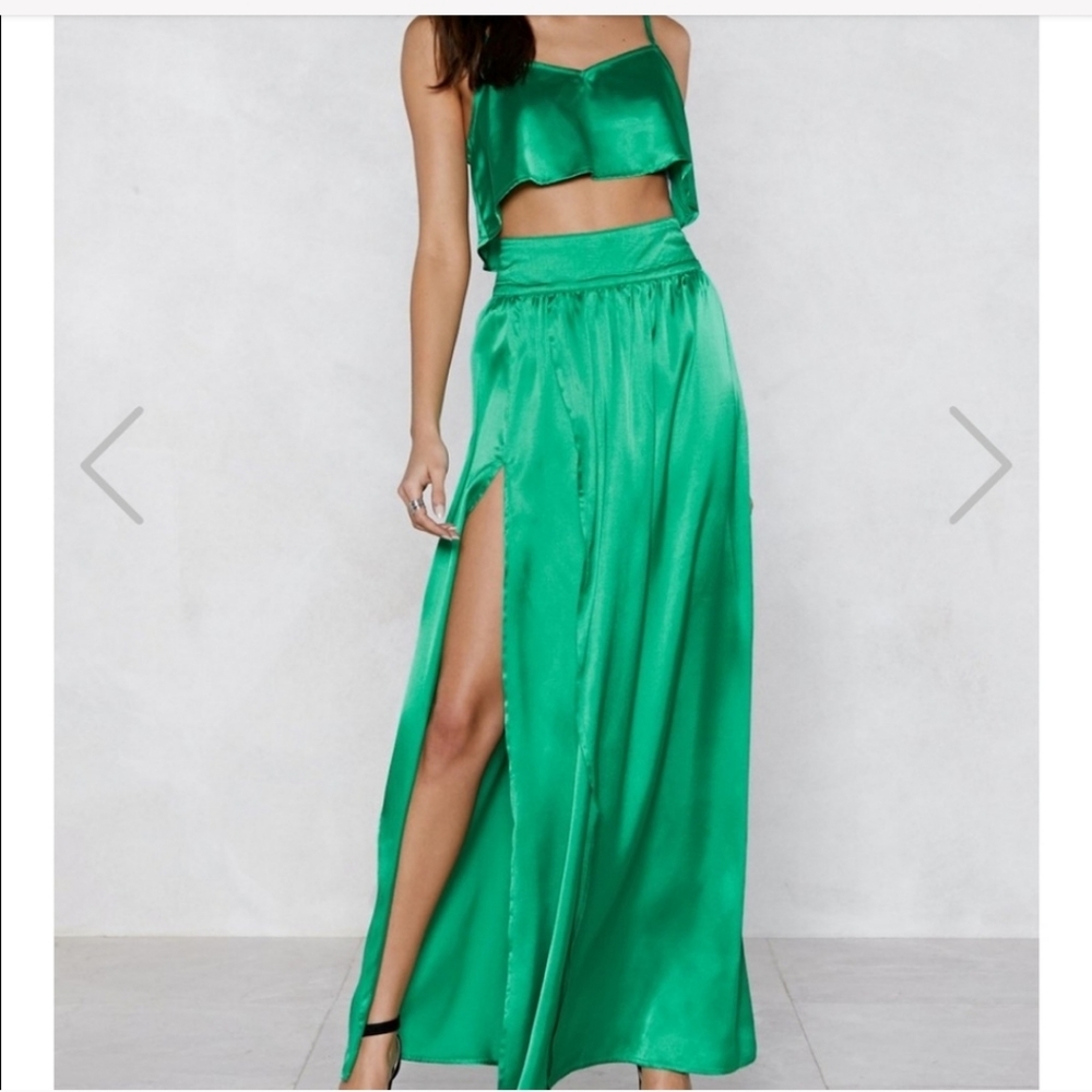 Nasty Gal Collection Green Satin Cami & Skirt - Picture 7 of 7